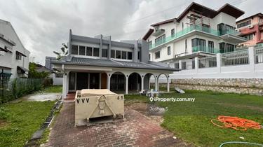 2 Storey Renovated Bungalow @ Setiakasih, Damansara Heights 1