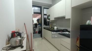 Fully Tenanted with High roi Walking Distance to Ciq Hot Area for Sale 1