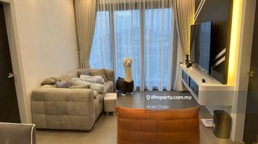 Fully Furnish Unit with balciny, Link Bridge MRT 1