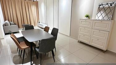 Move in Ready 4 Bed 2 Bath Unit, Near MRT Damansara Perdana 1