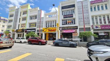ROI 5.3% 2 Storey Shop Lot Jalan Diplomatik Precint 15 Putrajaya 1