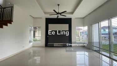 Puchong bandar puteri 12 bungalow for rent,breezy air,9500 sqft 1