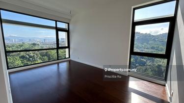 Spacious 2 Bedrooms Green View For Sale 1
