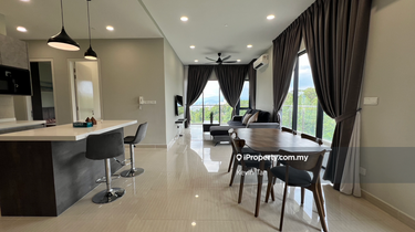 High-floored, modern 3 bedder within a prestigious address 1