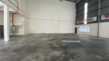 Semi D factory with big land 1
