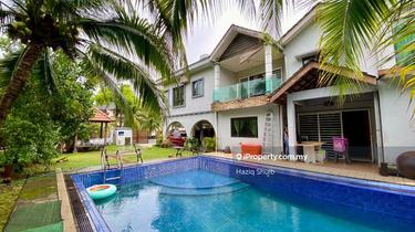 With Swimming Pool. Renovated House 1