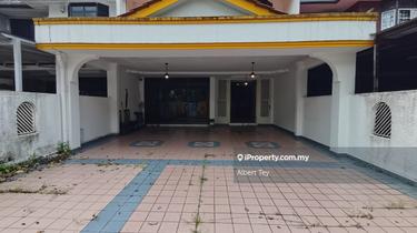 Taman Molek Double Storey Terrace House for Sale 1