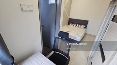Middle Master Room In Bandar Sunway ( Hot Cake) Cheapest Room 1