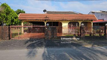 Banglo (Corner Lot) Taman Nilam, Jalan Datuk Kumbar. Easy Access Tol  1