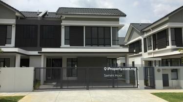 Semi-D house for Sale 1