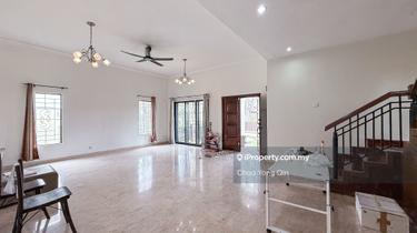 2.5 Sty Well-Maintained Semi-D for Sale 1