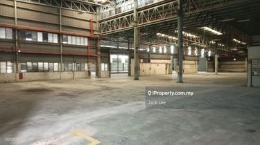 Heavy Industry Detached Factory Warehouse with Office for Sale 1