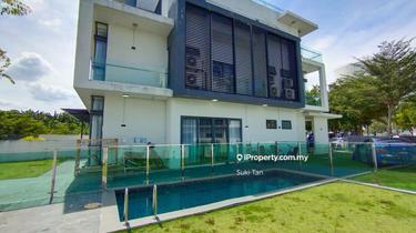 Huge Land Semi-D house in KL for Sale 1