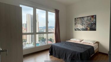 Unit for rent near lrt Bandar Utama 1