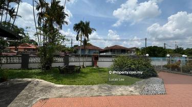 Double Storey Bukit Kempas Corner Fully Extend / Big Corner Land  1