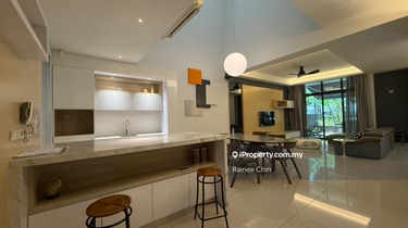 Modern high ceiling home on a hill 1