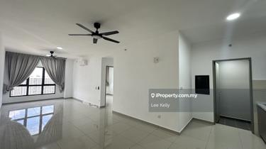 End-Lot Partly Furnished 4 Bedrooms 2 Bathrooms, Near Empire City PJ 1