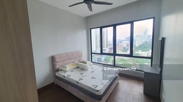 Fully Furnished Convenience - Safe, Central & Stylish 1