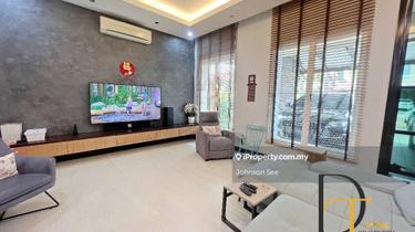 Freehold Fully Renovated Semi-D Setia Eco Park for Sale! 1