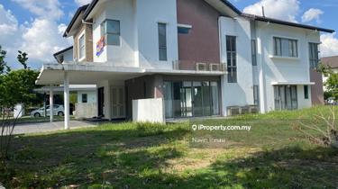 2 Storey Bungalow House With Extra Spacious Land Size 7217sqft 1