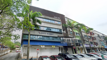 Corner 4 Storey Shop Fully Furnished  1