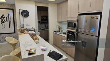Biggest (G residen) penthouse free one studio at kuchai lama  1