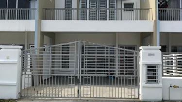 Alpinia Bandar Putra Kulai 2 Storey Terrace House Original Unit 1