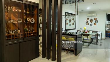 Putra Avenue Amber Renovated Extended Well Kept Guarded Gated  1