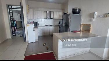 High rise Corner unit sell below market price, many units on hand 1