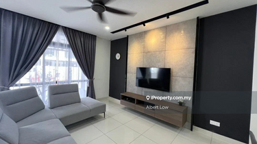 Facing lake / Fully Furnished / Clean / ready move in 1