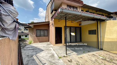 Corner Unit, Facing open, Well Maintained, Renovated Unit 1