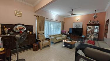 Huge Land! Renovated Unit! 1