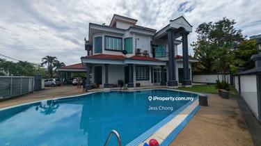 3 story Grand Bunglow feature Pool ,generous Bedroom for modern living 1