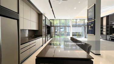Rare layout with extended garden in Mansions, Desa Parkcity  1