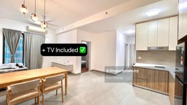 Modern 3-Bedroom with Balcony at Sunsuria Forum, Setia Alam 1