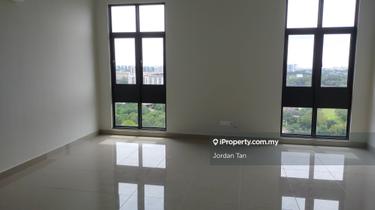 3 Bed 3 Bath with LRT linked bridge 1