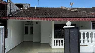 Taman Puteri Wangsa, Ulu Tiram, Single storey terrace 22x70 1