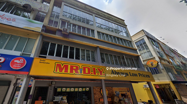 Facing Main Road Shop For sales Taman Sri Muda 1