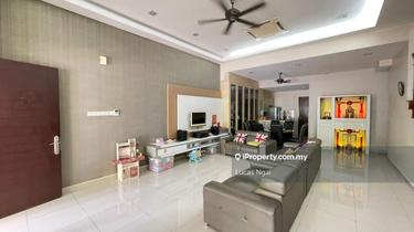 Limited Puteri 6 Serena, Kitchen Extend and facing empty parking space 1