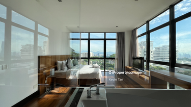 Spacious unit with plenty of natural light 1