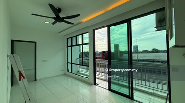 Suitable for Airbnb freehold full loan opposite lotus Bukit indah 1