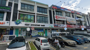 Bangi Bandar Seri Putra 3 Storey Shop Lot Freehold ROI 5% 1