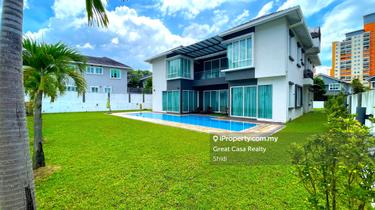 Freehold Bungalow Huge Land With Swimming Pool 1