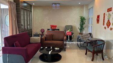 Short drive to Empire Subang, Sunway University & Monash U 1