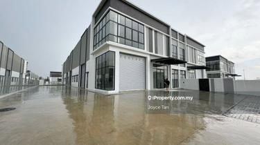 Brand New : 70x150 Cluster Factory for rent @ Ebp2 Senai (phase 3) 1