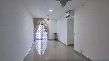 M Luna 4 Room for rent 1