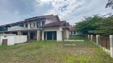 2 storey corner house with spacious land at Bandar Kinrara BK 8  1