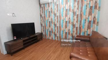 Nice renovated and fully furnishing with 1 bedroom. 1