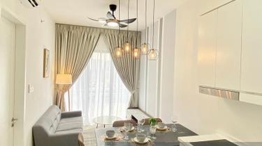 Easy access to LRT , Mall , office & F&B shop 1