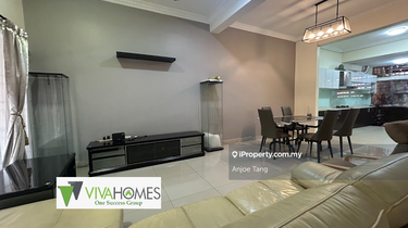 Canal Gardens well renovated freehold 2 Storey Terrace house for Sale 1